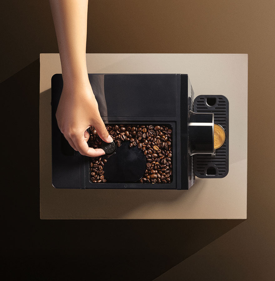 Cube Cafetera superautomática Combina diseño compacto