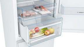 Frigorífico combi, Libre Instalación, VitaFresh Plus con Tirador integrado, 186x60 cm, 326 l, Color Blanco [Clase de eficiencia energética E]